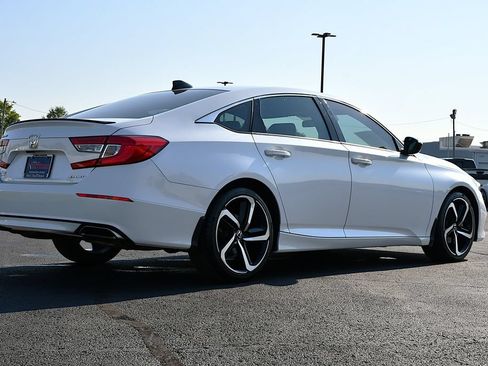 Used 2022 Honda Accord Sport image 7