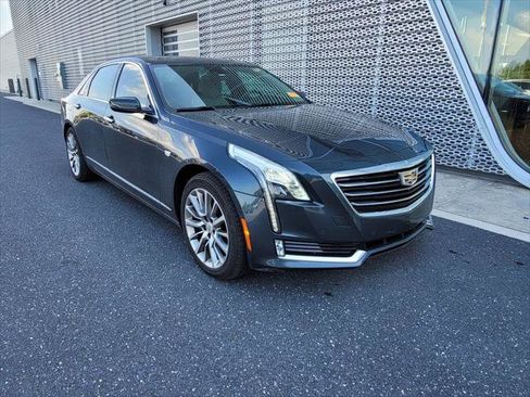 Used 2018 Cadillac CT6 Luxury AWD/4WD image 4
