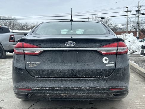 Used 2017 Ford Fusion SE image 7