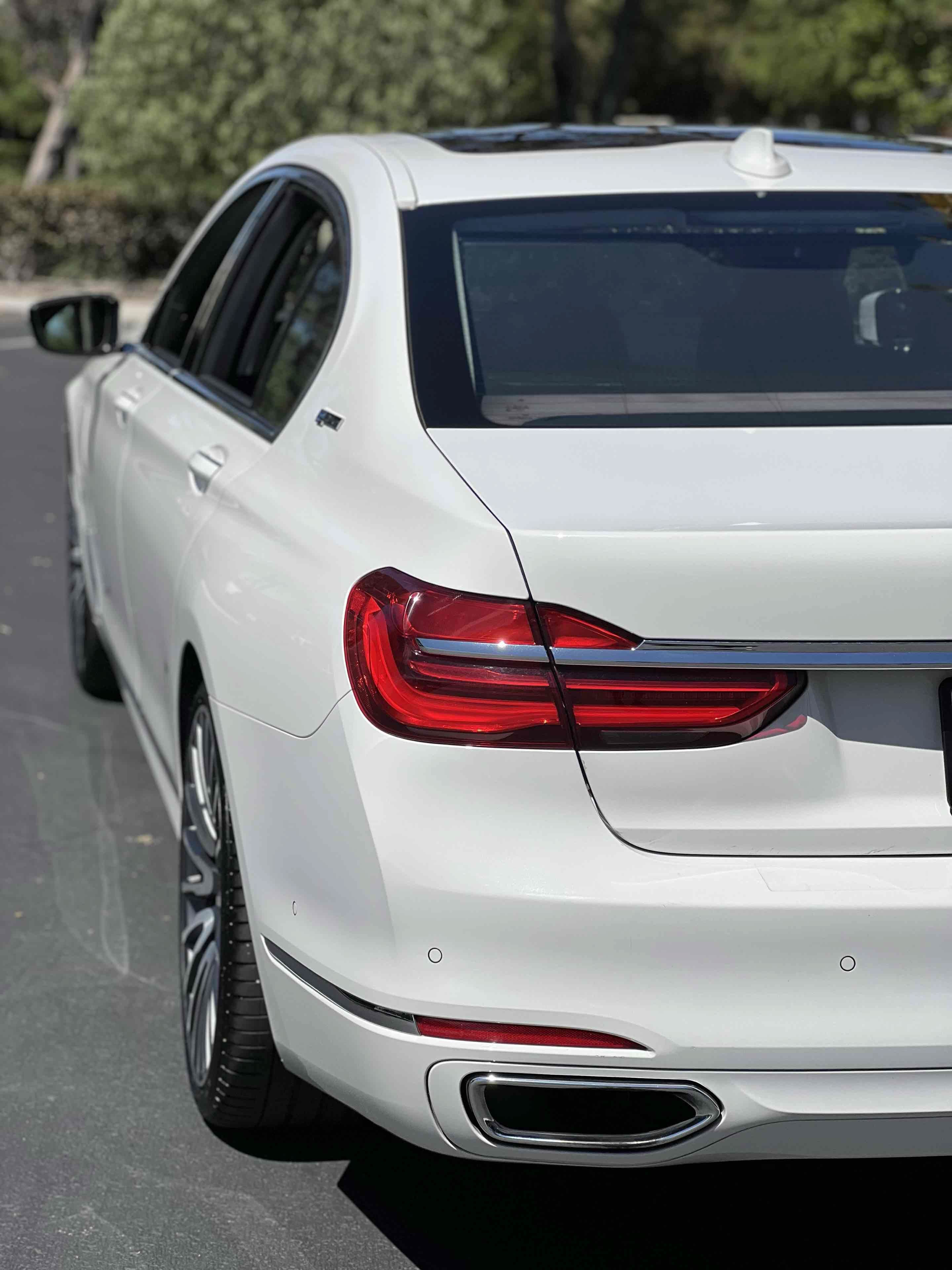 Used 2018 BMW 740e xDrive AWD/4WD image 72