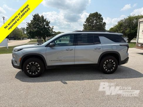 Used 2024 Chevrolet Traverse Z71 w/ Enhanced Driving Package AWD/4WD image 3