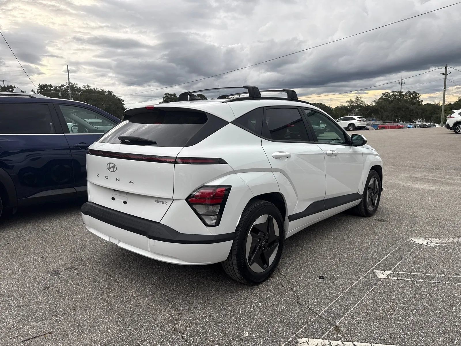 Used 2024 Hyundai Kona SEL FWD image 7