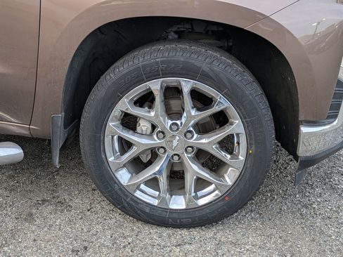 Used 2019 Chevrolet Silverado 1500 LT w/ All-Star Edition image 4