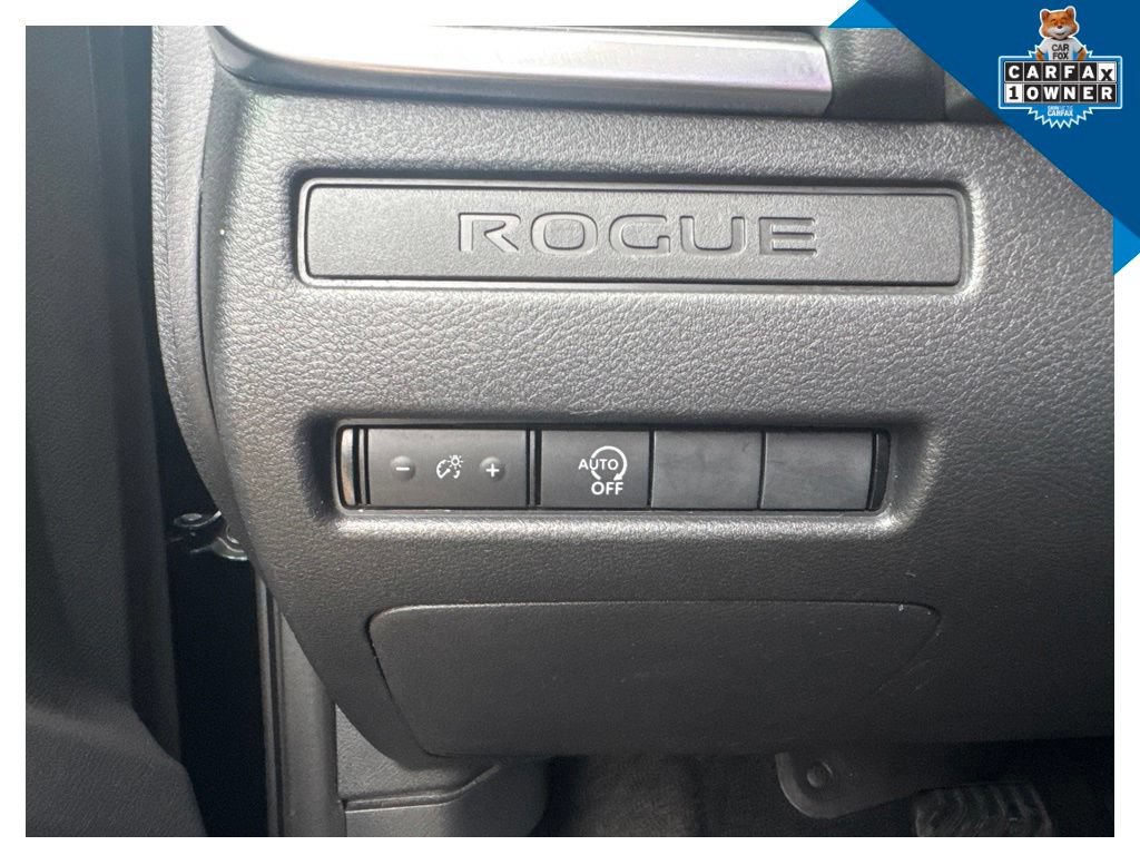 Used 2024 Nissan Rogue S AWD/4WD image 23
