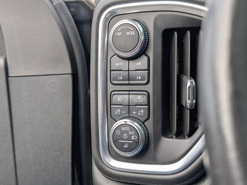 Used 2021 GMC Sierra 3500 Denali w/ Denali Ultimate Package image 33