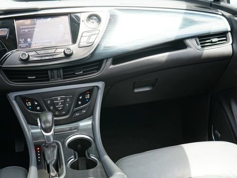 Used 2019 Buick Envision Premium w/ Driver Confidence Package AWD/4WD image 25