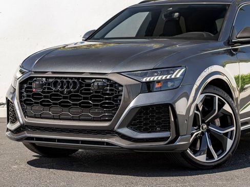 Used 2022 Audi RS Q8 AWD/4WD image 2