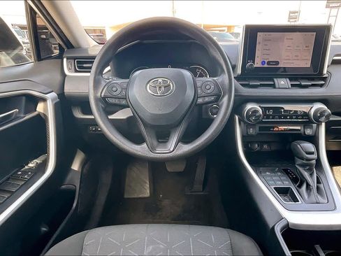 Used 2024 Toyota RAV4 XLE image 6