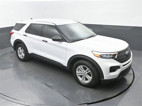 Used 2022 Ford Explorer 4WD w/ Class IV Trailer Tow Package image 29