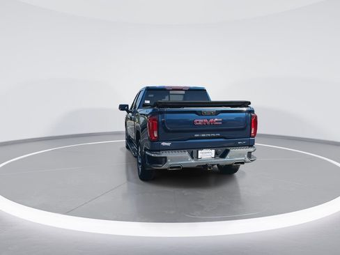 Used 2022 GMC Sierra 1500 SLT w/ SLT Premium Plus Package AWD/4WD image 7