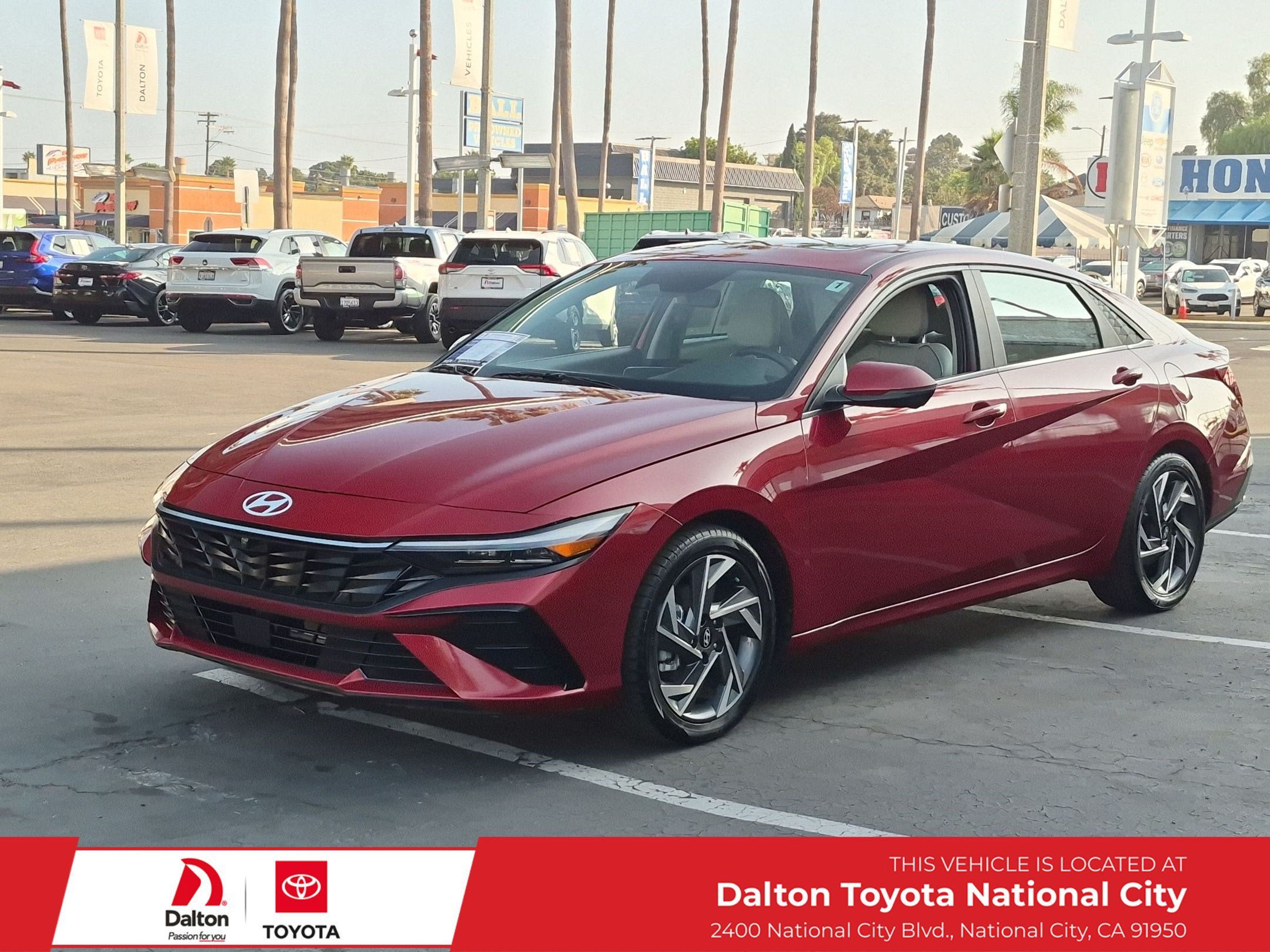 Used 2024 Hyundai Elantra Limited FWD image 1