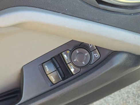 Used 2020 Chevrolet Camaro LT image 17