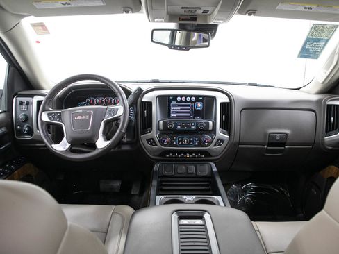 Used 2018 GMC Sierra 1500 SLT AWD/4WD image 16
