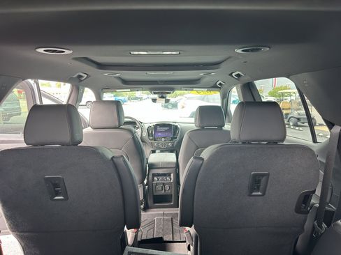Used 2024 Chevrolet Traverse High Country image 15