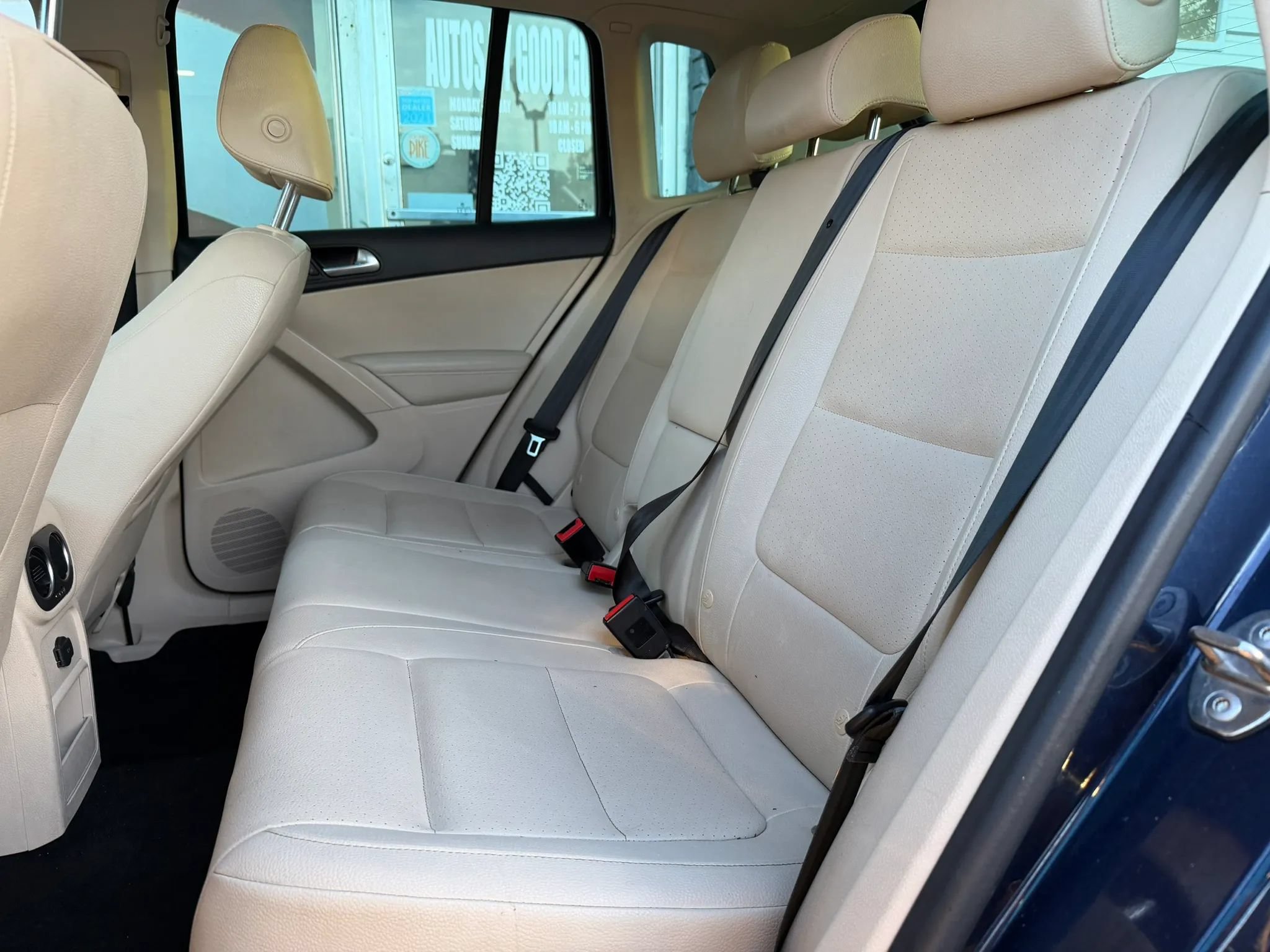 Used 2016 Volkswagen Tiguan SE FWD image 12