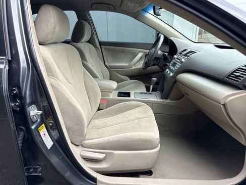 Used 2008 Toyota Camry LE FWD image 9