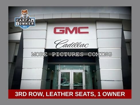 Used 2014 Chrysler Town & Country Touring FWD image 1