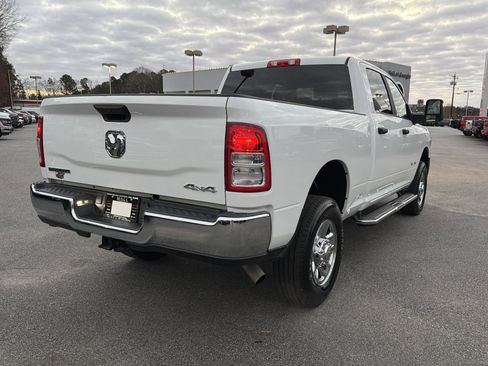 Used 2024 RAM 2500 Big Horn w/ Bed Utility Group image 6