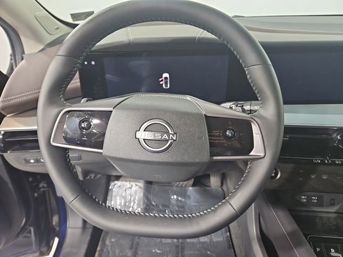 Certified 2025 Nissan Murano Platinum w/ Cargo Package image 16