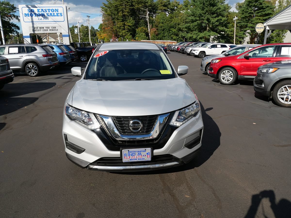 Used 2019 Nissan Rogue S AWD/4WD image 3