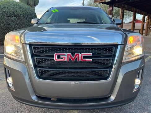 Used 2011 GMC Terrain SLE image 9
