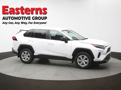 Used 2023 Toyota RAV4 LE AWD/4WD image 46