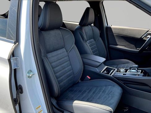 New 2026 Nissan Rogue SL AWD/4WD image 18
