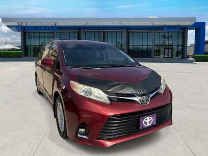Used 2020 Toyota Sienna LE