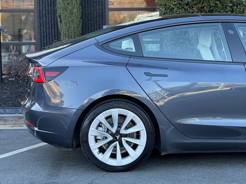 Used 2022 Tesla Model 3 Long Range image 20