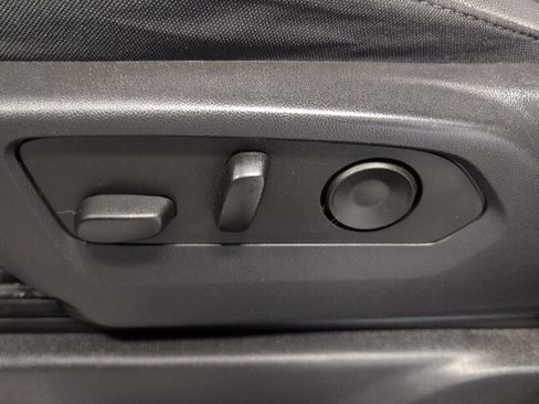 Used 2023 Chevrolet Silverado 1500 RST w/ Z71 Off-Road Package image 11