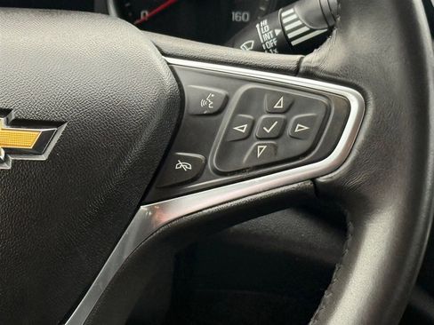 Used 2017 Chevrolet Malibu LT image 13