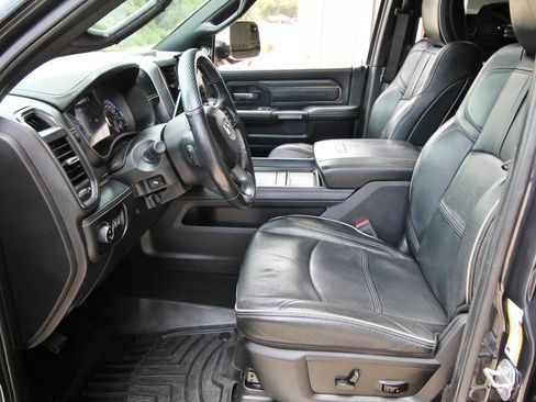 Used 2019 RAM 2500 Limited AWD/4WD image 25