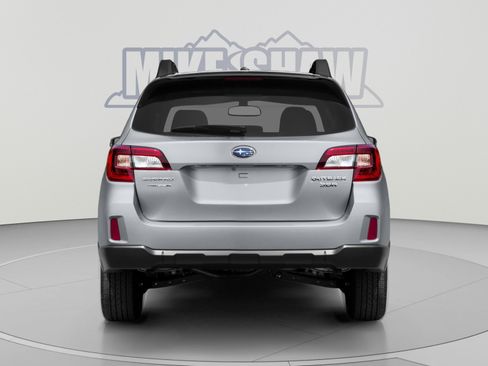 Used 2016 Subaru Outback 3.6R Limited AWD/4WD image 5