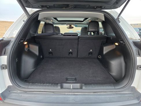 Used 2019 Jeep Cherokee Trailhawk w/ Comfort/Convenience Group image 33