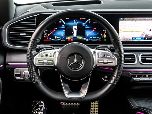 Used 2022 Mercedes-Benz GLS 450 4MATIC image 18