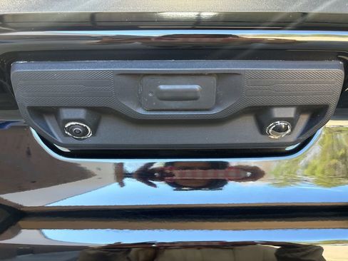 Used 2024 Chevrolet Silverado 1500 RST w/ Convenience Package II image 16