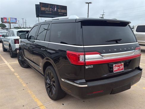 Used 2021 Lincoln Navigator Reserve AWD/4WD image 13
