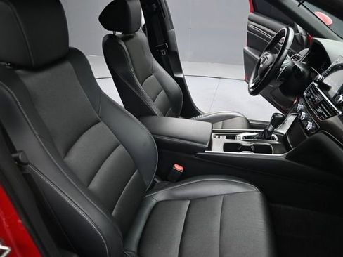 Used 2018 Honda Accord Sport image 22