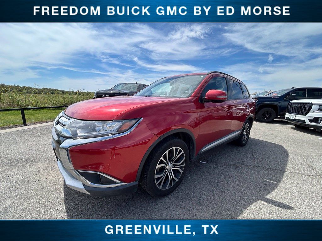 Used 2016 Mitsubishi Outlander FWD image 1