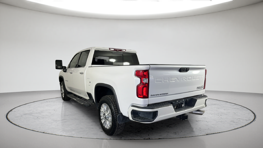 Used 2020 Chevrolet Silverado 3500 High Country w/ Technology Package AWD/4WD image 7