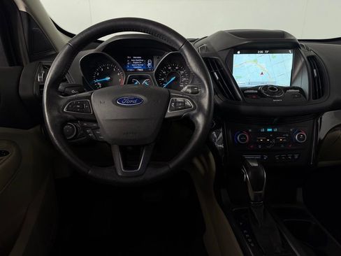 Used 2019 Ford Escape Titanium image 13