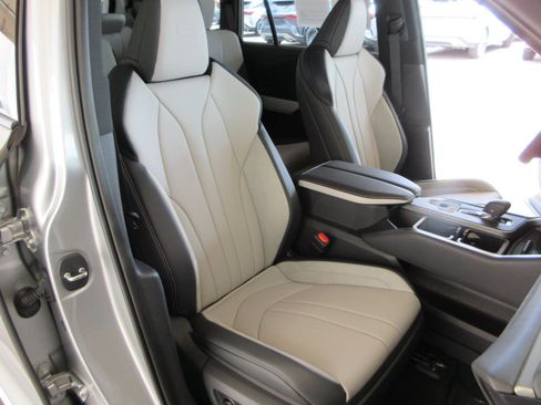 Used 2026 Lexus TX 500h AWD image 31