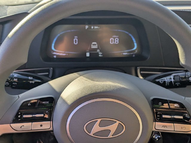 Used 2026 Hyundai Elantra SE FWD image 25