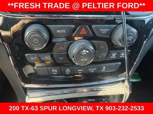 Used 2022 Jeep Grand Cherokee Laredo X RWD image 16