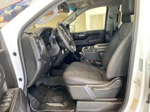 Used 2019 Chevrolet Silverado 1500 Custom Trail Boss w/ Custom Convenience Package AWD/4WD image 21
