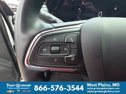 Used 2025 Buick Envista Preferred w/ Convenience I Package FWD image 18