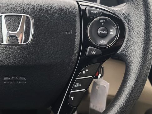 Used 2016 Honda Accord LX image 28