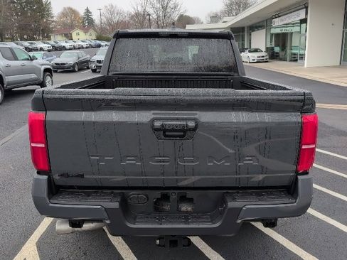 New 2025 Toyota Tacoma TRD Off-Road image 4