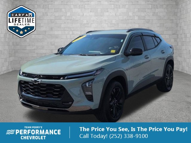 Certified 2025 Chevrolet Trax ACTIV w/ Driver Confidence Package FWD image 1