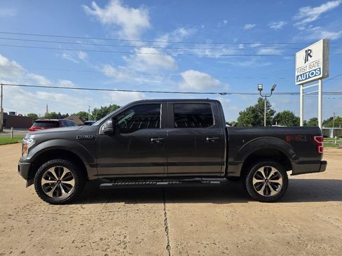 Used 2019 Ford F150 XL w/ Equipment Group 101A Mid AWD/4WD image 4